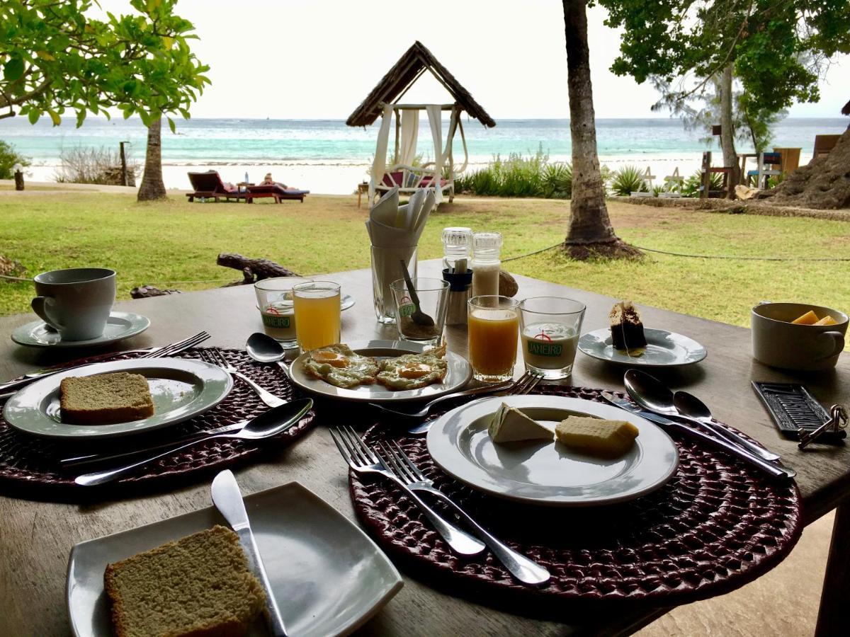 Eleven Pearl Boutique Hotel & Spa Diani Beach Ngoại thất bức ảnh