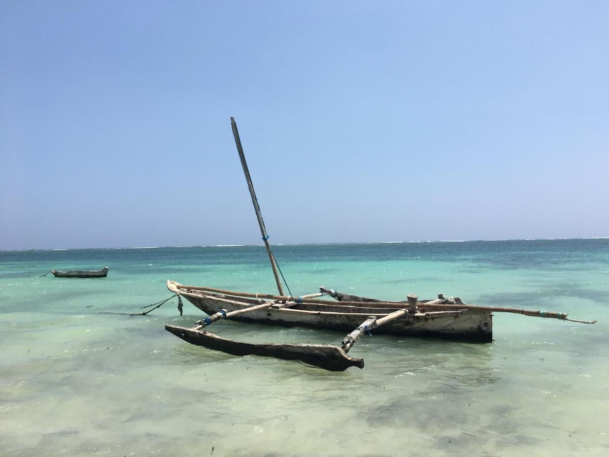 Eleven Pearl Boutique Hotel & Spa Diani Beach Ngoại thất bức ảnh