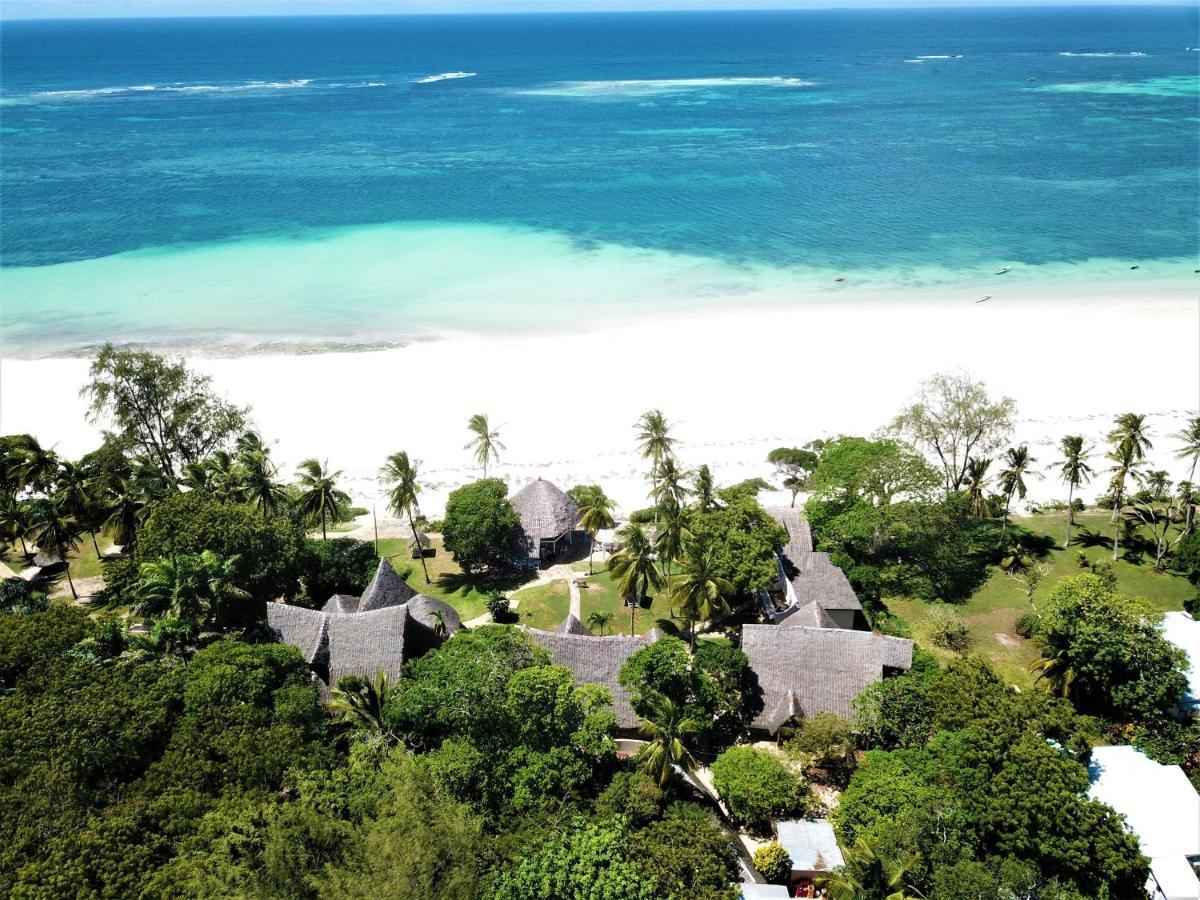 Eleven Pearl Boutique Hotel & Spa Diani Beach Ngoại thất bức ảnh