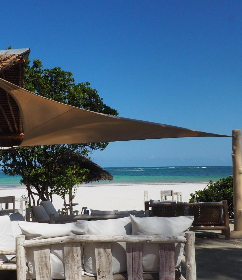 Eleven Pearl Boutique Hotel & Spa Diani Beach Ngoại thất bức ảnh