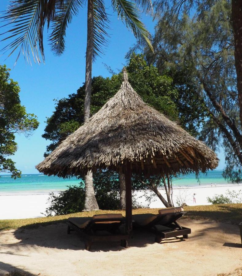 Eleven Pearl Boutique Hotel & Spa Diani Beach Ngoại thất bức ảnh