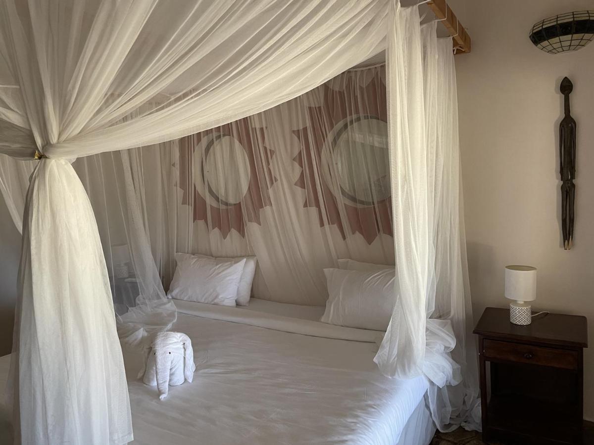 Eleven Pearl Boutique Hotel & Spa Diani Beach Ngoại thất bức ảnh