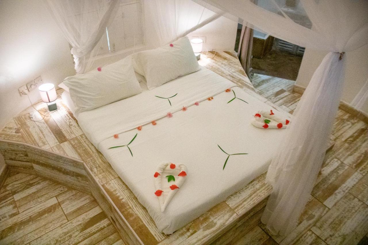 Eleven Pearl Boutique Hotel & Spa Diani Beach Ngoại thất bức ảnh
