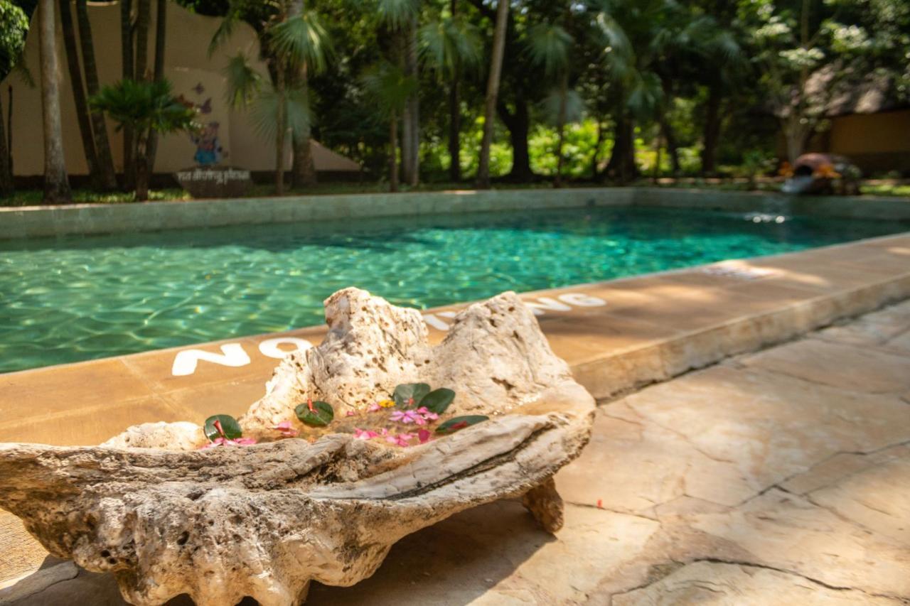 Eleven Pearl Boutique Hotel & Spa Diani Beach Ngoại thất bức ảnh